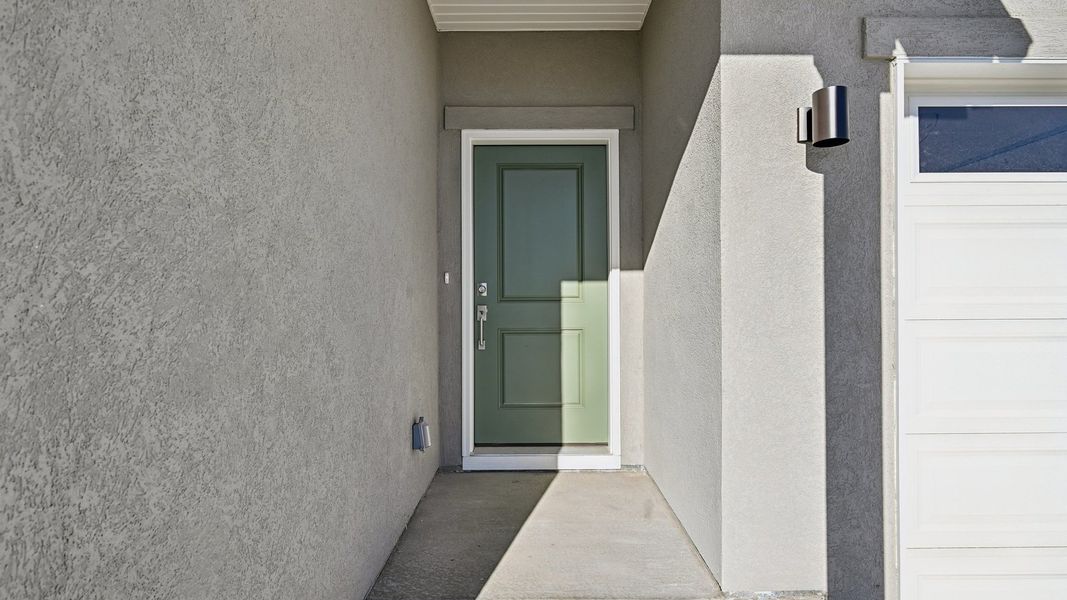 Exterior details and patio area of a home in Green Valley Ranch, Aurora (Image 3).