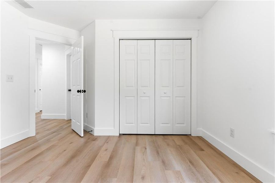 Spacious, unfurnished interior of a new home in , Marietta (Image 17).