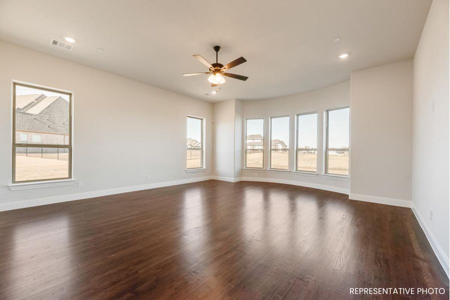 Representative unfurnished interior of a home built from the Hampton III by Grand Homes in Whitestone Estates, Parker (Image 27).