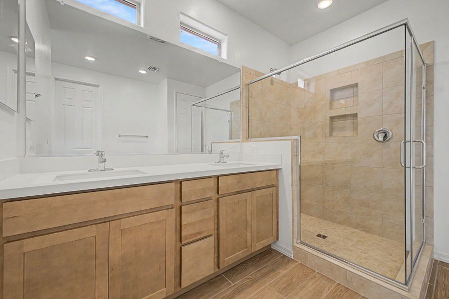 Furnished interior view inside a new home in Las Ventanas, Goodyear (Image 4).