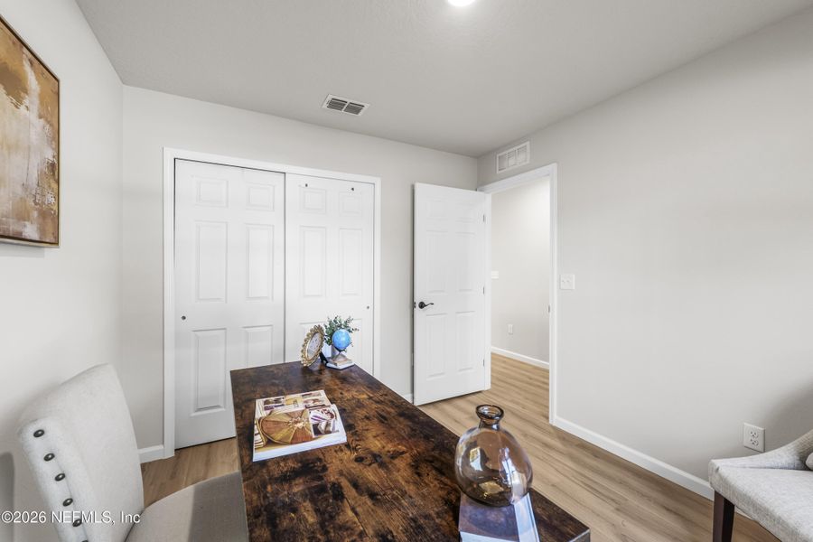 Furnished interior view inside a new home in , Middleburg (Image 3).
