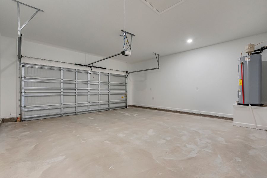 Spacious, unfurnished interior of a new home in McCarthy Estates, Defuniak Springs (Image 25). Spacious, unfurnished interior of a new home in McCarthy Estates, Defuniak Springs (Image 25).