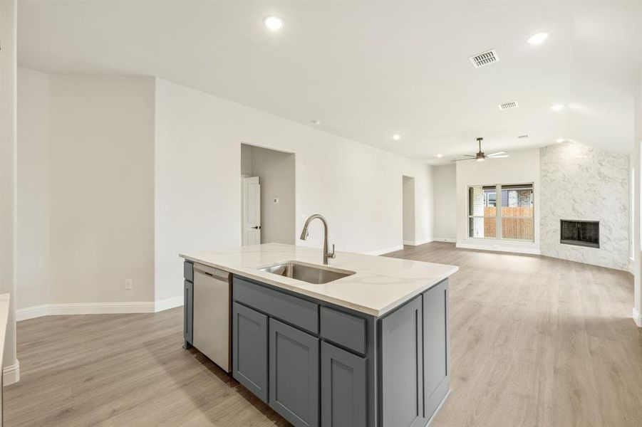 Furnished interior view inside a new home in Sunset Ridge, Alvarado (Image 15).