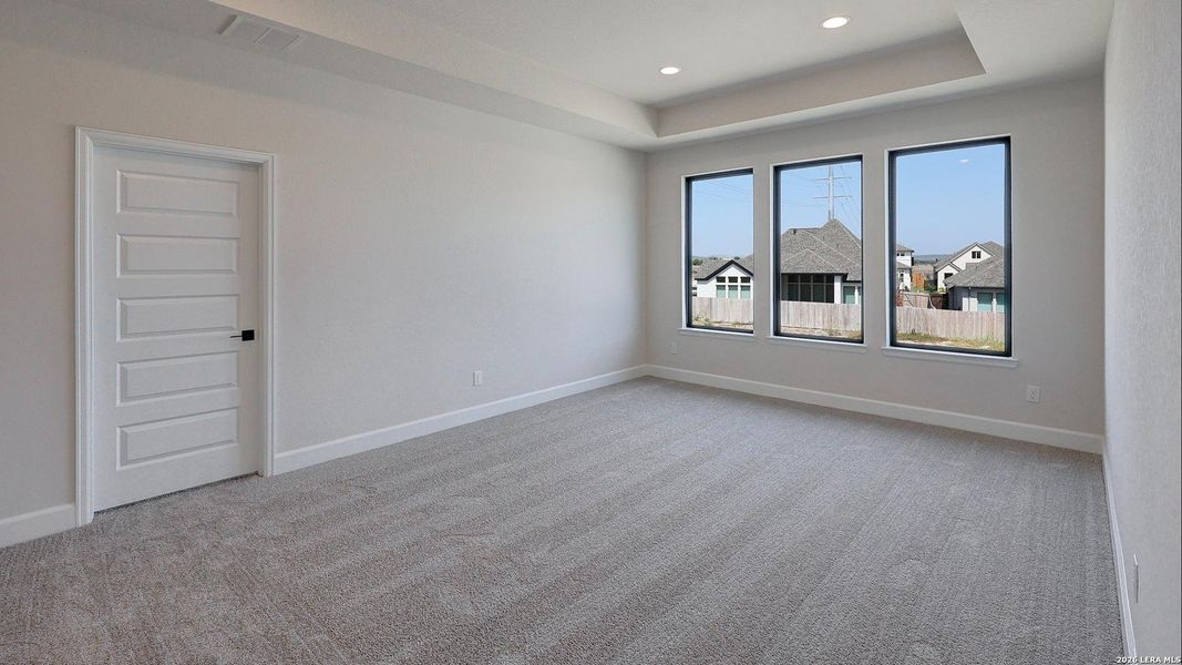 Spacious, unfurnished interior of a new home in Haby Hill, San Antonio (Image 27). Spacious, unfurnished interior of a new home in Haby Hill, San Antonio (Image 27).