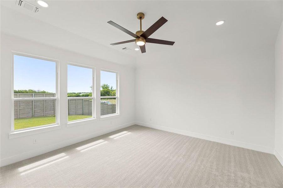 Spacious, unfurnished interior of a new home in Treeline, Justin (Image 22).
