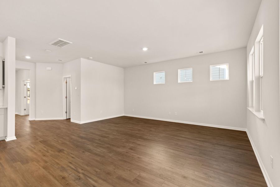 Spacious, unfurnished interior of a new home in Heron's Walk at Summers Corner: Coastal Collection, Summerville (Image 28). Spacious, unfurnished interior of a new home in Heron's Walk at Summers Corner: Coastal Collection, Summerville (Image 28).