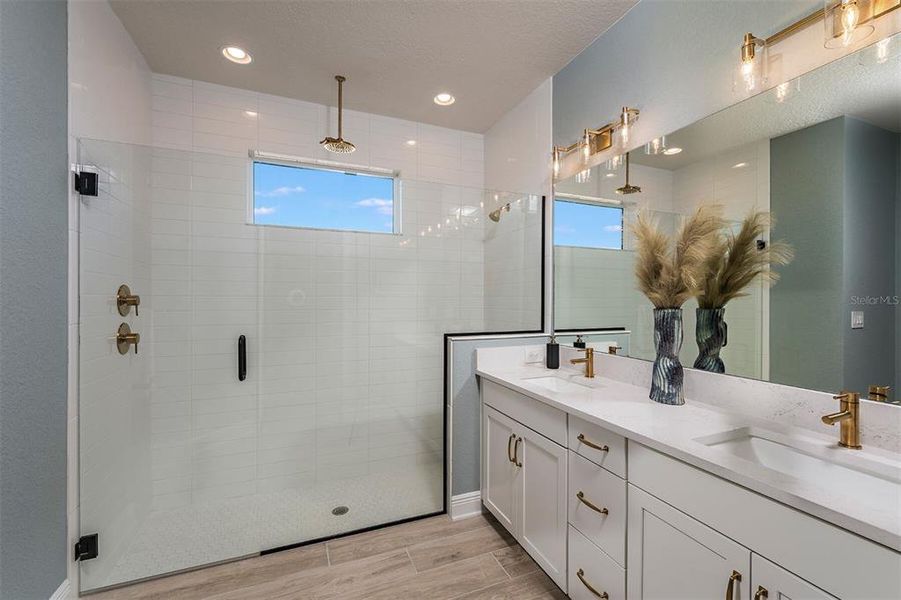 Photo description represents the model home of the same floor plan.