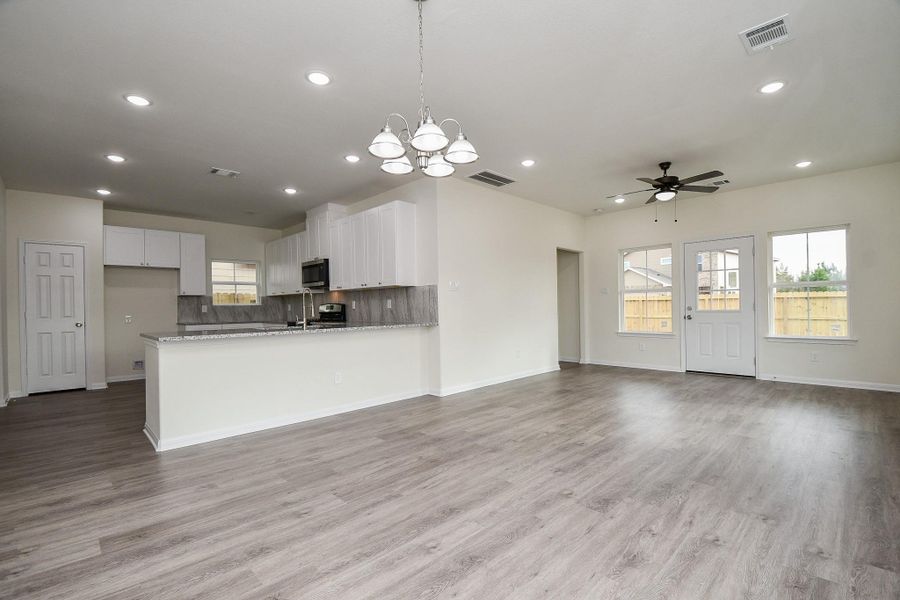 Spacious, unfurnished interior of a new home in , Houston (Image 20). Spacious, unfurnished interior of a new home in , Houston (Image 20).
