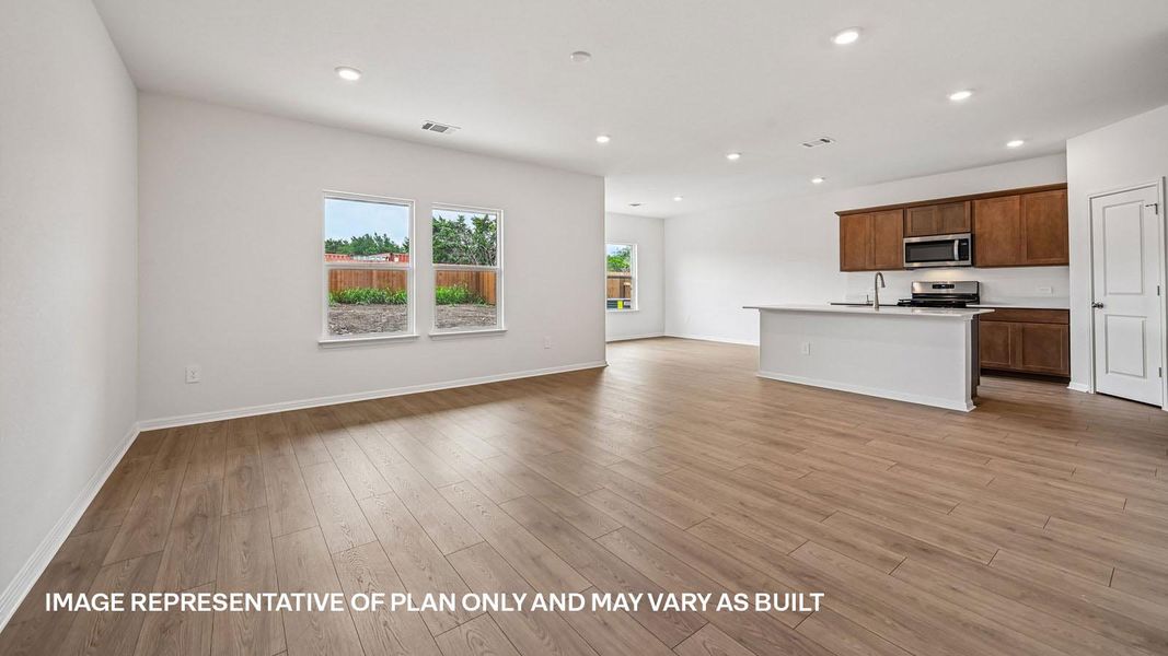 Representative unfurnished interior of a home built from the The Nicole by D.R. Horton in Bar W Ranch, Leander (Image 16).