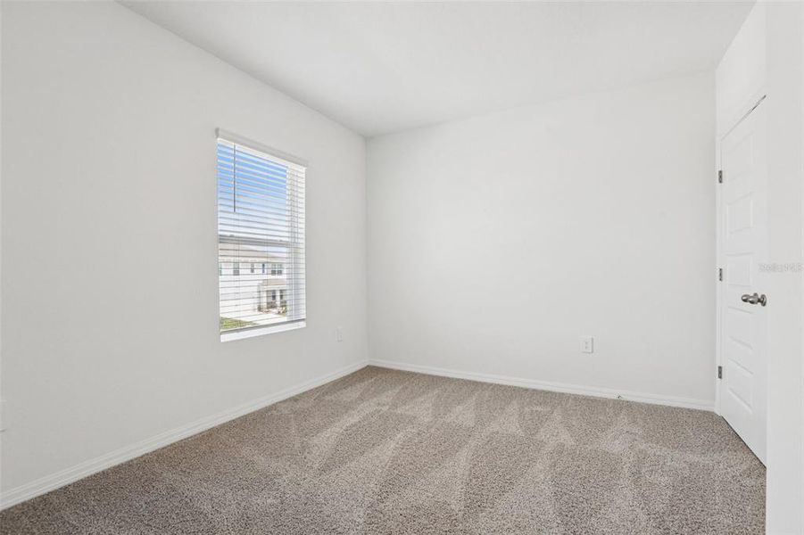 Spacious, unfurnished interior of a new home in , Lakeland (Image 27).