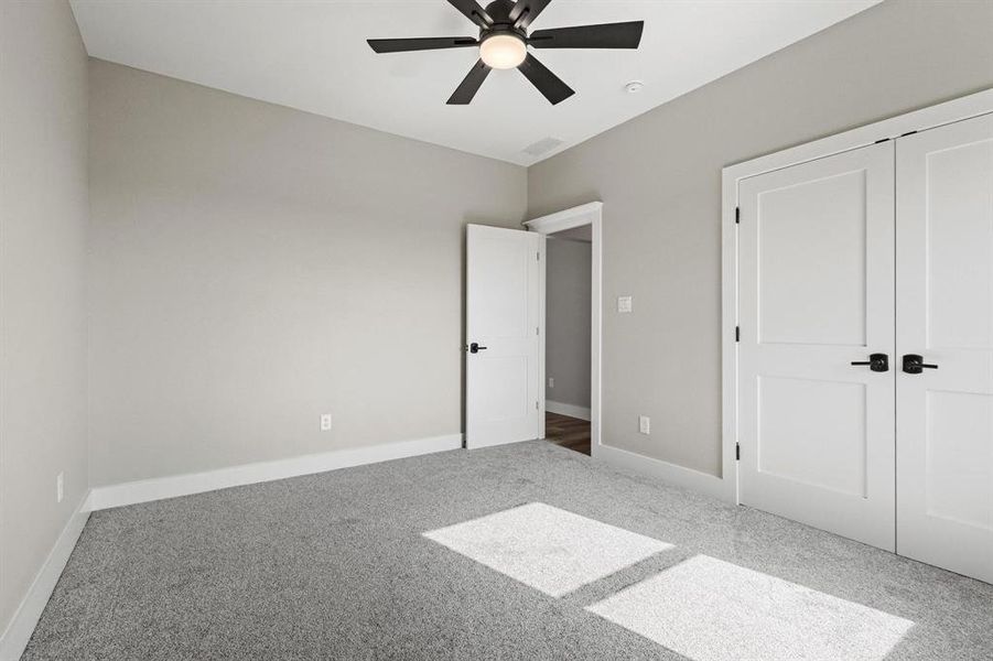 Spacious, unfurnished interior of a new home in , Leonard (Image 37).