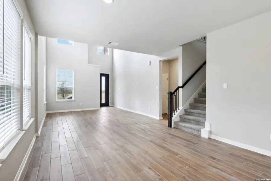 Spacious, unfurnished interior of a new home in Kallison Ranch, San Antonio (Image 24).