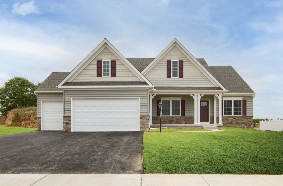 Representative exterior photo of a completed home built from the Arcadia by Keystone Custom Homes in Edgewater on Lake Tillery, Norwood, NC (Image 10).