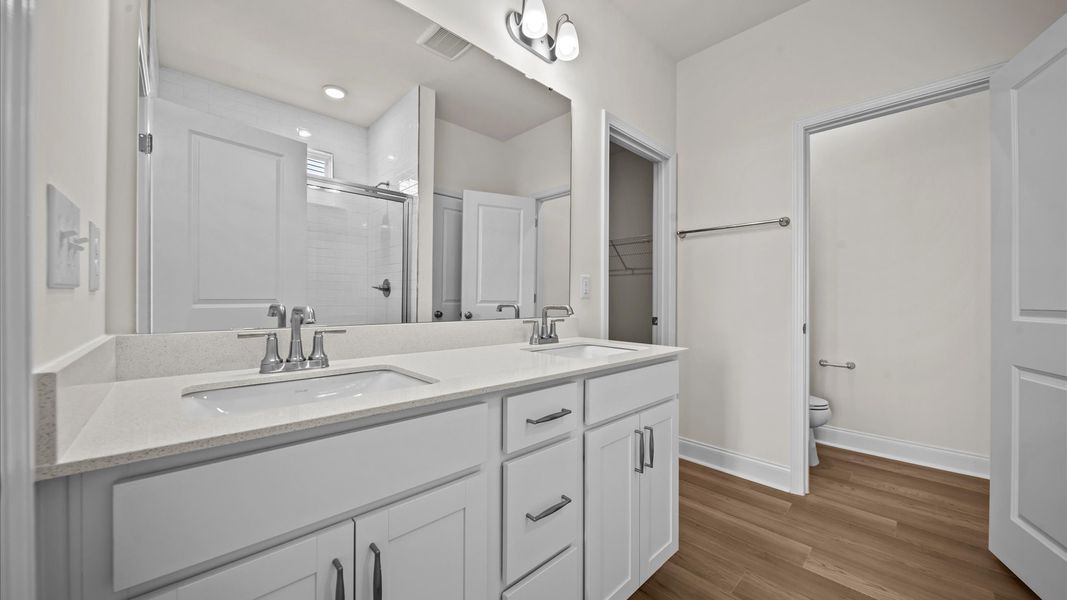 Representative furnished interior of a home built from the Greenwich by DRB Homes in Bellerose, Gibsonville (Image 19).
