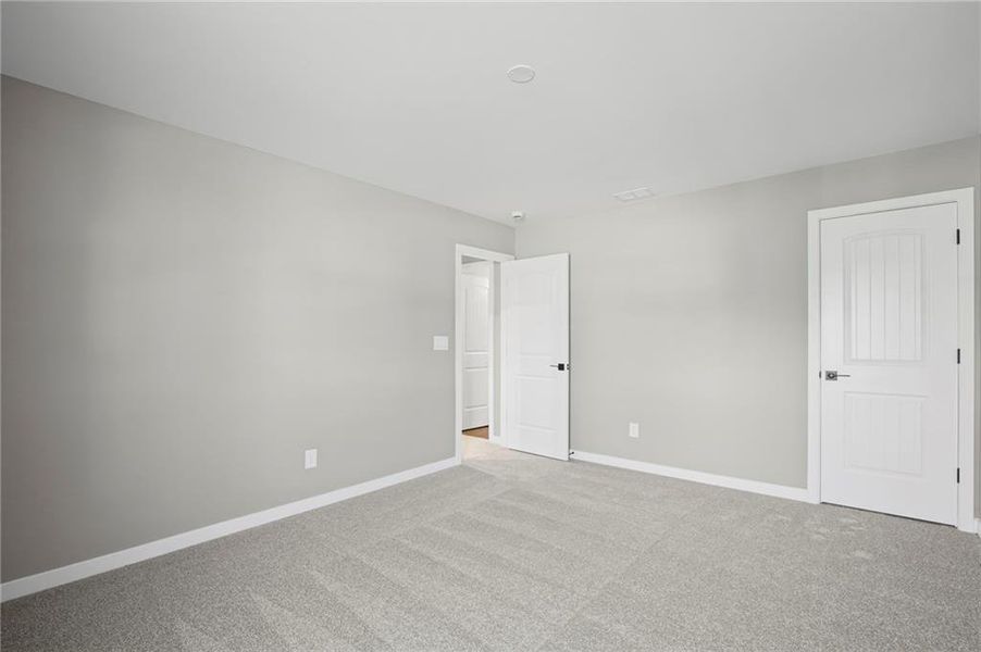 Spacious, unfurnished interior of a new home in Pickens Bluff, Hiram (Image 27).