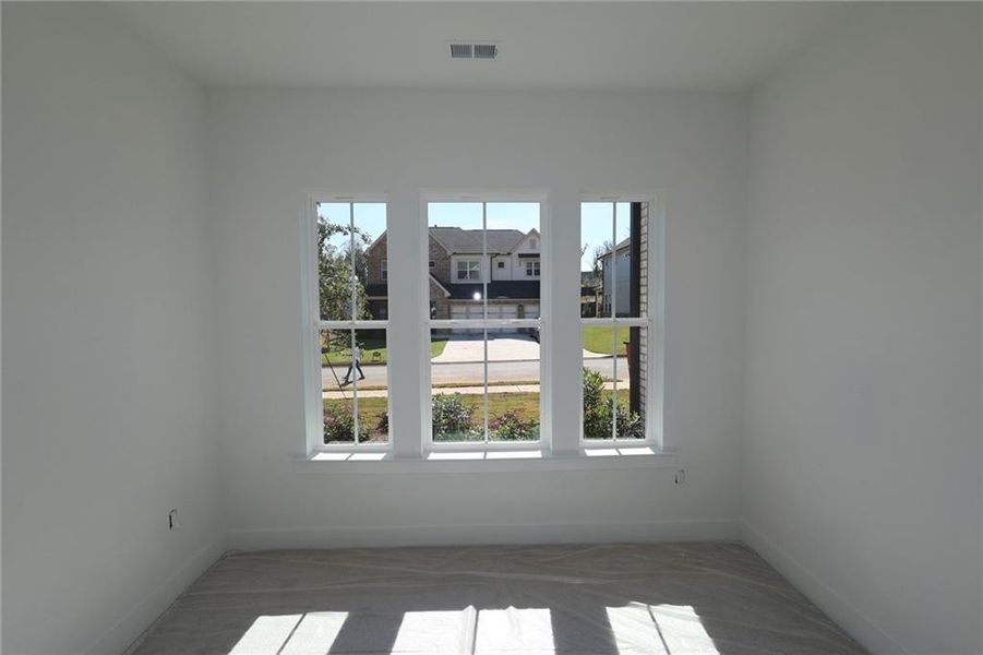 Spacious, unfurnished interior of a new home in Settingdown Farms, Cumming (Image 5). Spacious, unfurnished interior of a new home in Settingdown Farms, Cumming (Image 5).