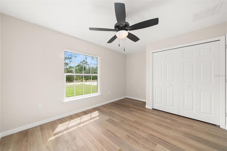 Spacious, unfurnished interior of a new home in , Sebring (Image 11).