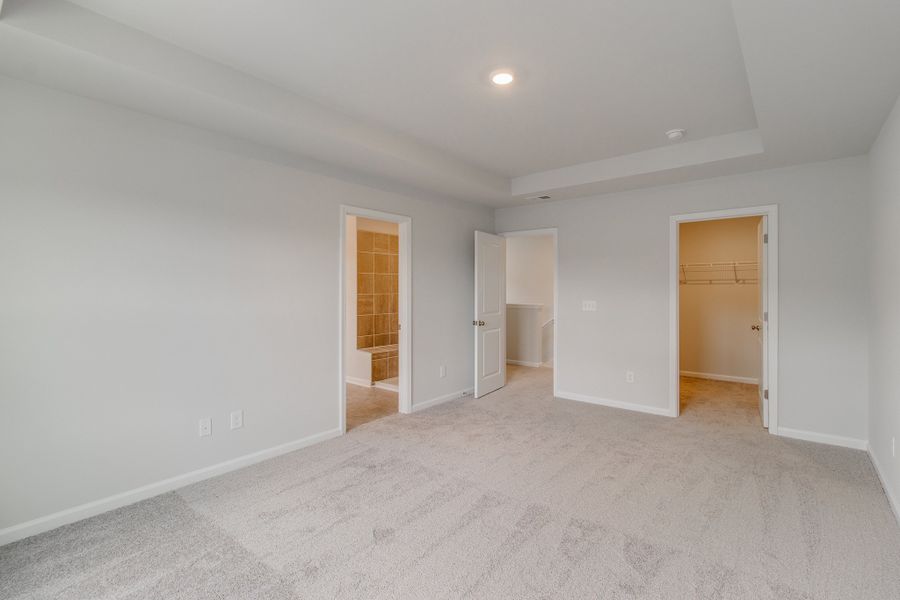 Spacious, unfurnished interior of a new home in Bluefield, Lexington (Image 25). Spacious, unfurnished interior of a new home in Bluefield, Lexington (Image 25).