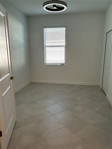 Spacious, unfurnished interior of a new home in , Englewood (Image 11).