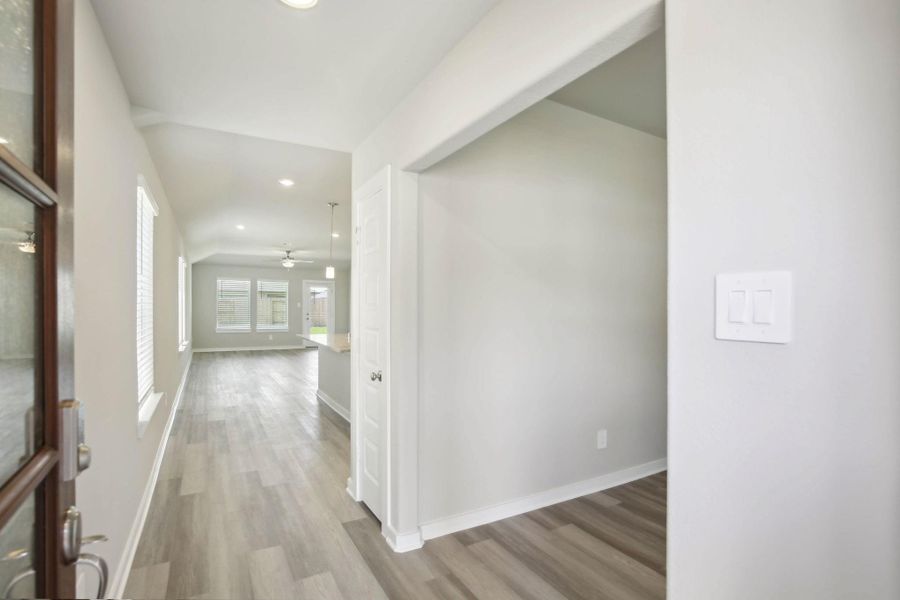 Photo is not of the actual home, but is an inspirational photo of builder’s model home and may depict options, furnishings, and/or decorator features that are not included Photo is not of the actual home, but is an inspirational photo of builder’s model home and may depict options, furnishings, and/or decorator features that are not included