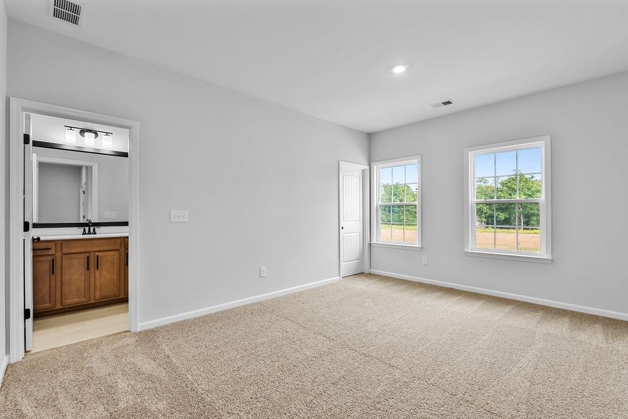 Spacious, unfurnished interior of a new home in Lilah Grove, Summerfield (Image 43).