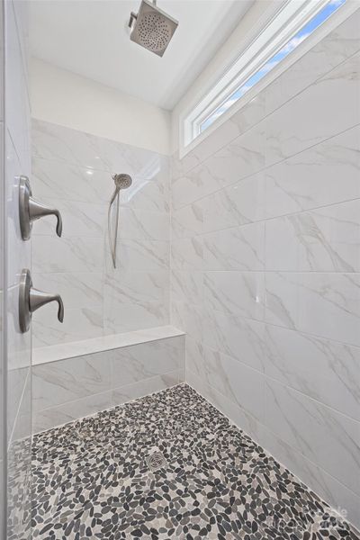 Image 41 of a home in Handsmill on Lake Wylie.