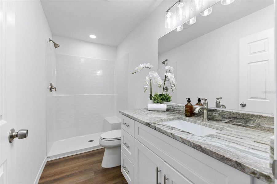 Furnished interior view inside a new home in , Bradenton (Image 10).