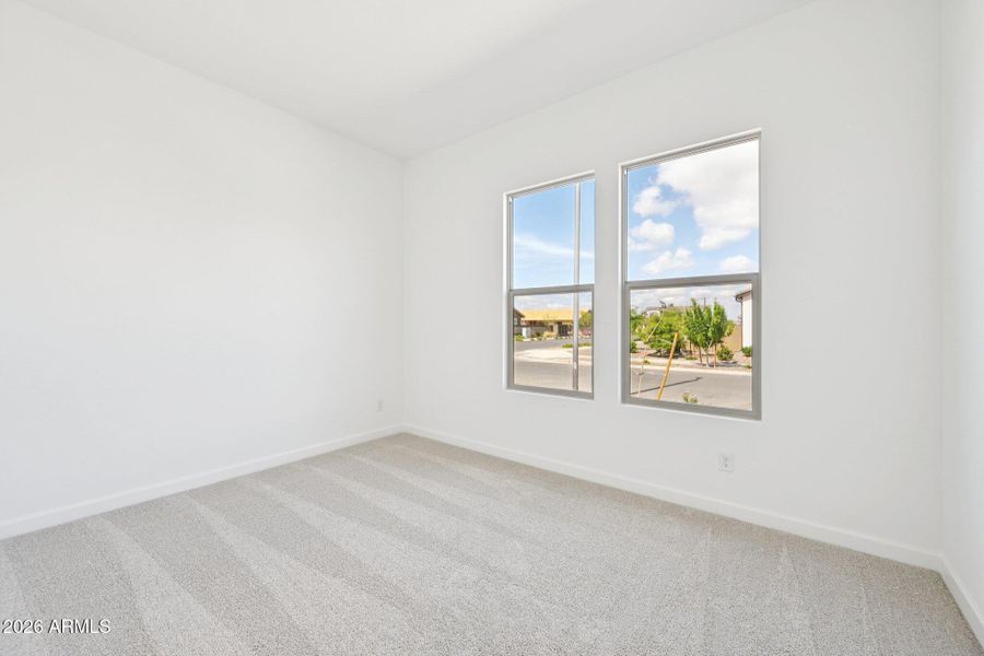 27-web-or-mls-E Twin Acres Dr-S1103-027