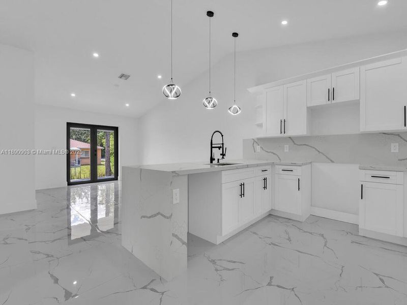 Image 27 of a home in .