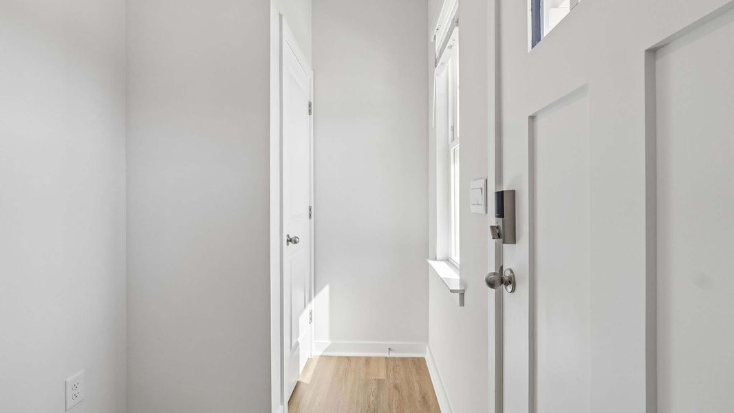 Spacious, unfurnished interior of a new home in Zion Springs, Hickory (Image 11).