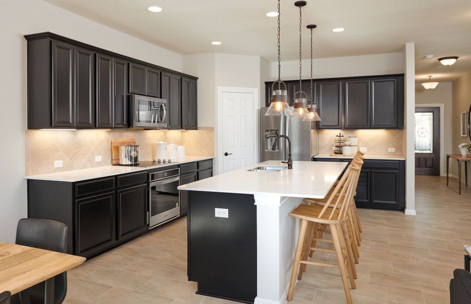 Large Kitchen Large Kitchen