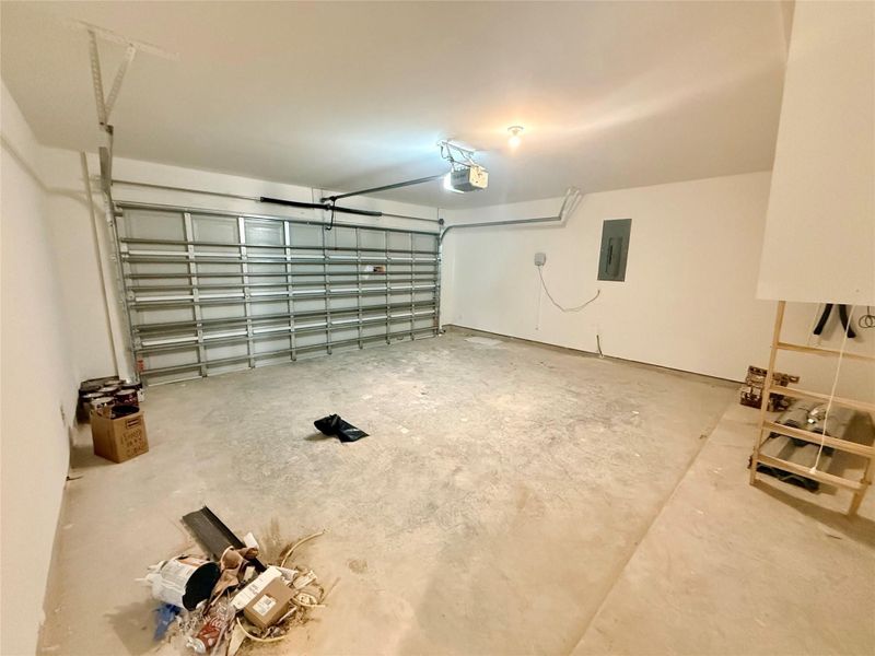 Spacious, unfurnished interior of a new home in Ashland, Angleton (Image 12). Spacious, unfurnished interior of a new home in Ashland, Angleton (Image 12).