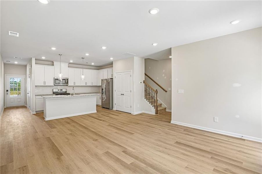 Spacious, unfurnished interior of a new home in Artisan Walk, Fairburn (Image 21).