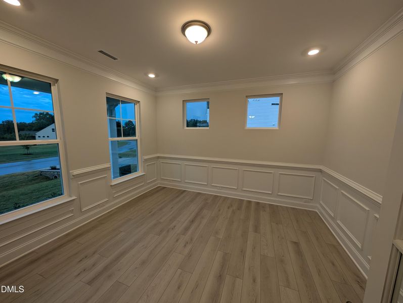 PXL_20250926_225603443