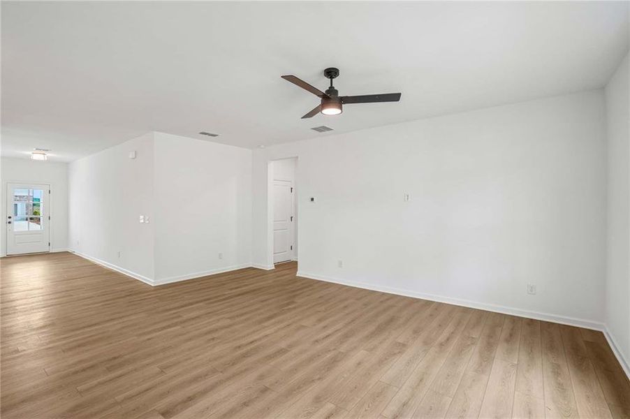 Spacious, unfurnished interior of a new home in Langston Reserve, Cartersville (Image 23).