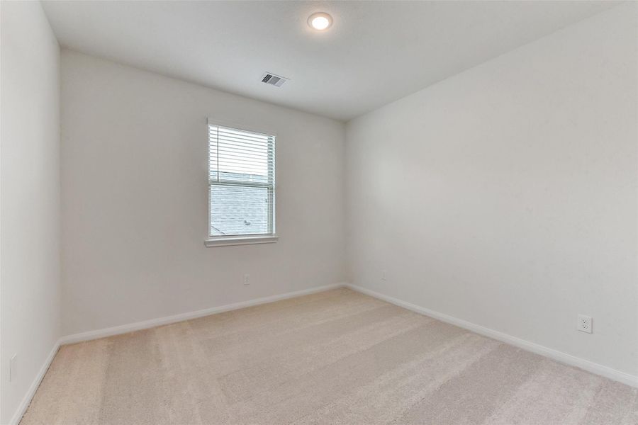 Spacious, unfurnished interior of a new home in , Houston (Image 21).