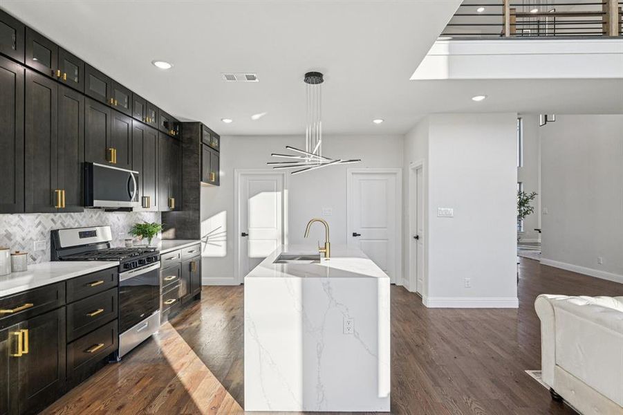 Furnished interior view inside a new home in , Keller (Image 28). Furnished interior view inside a new home in , Keller (Image 28).