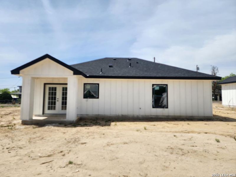 Exterior details and patio area of a home in , Eagle Pass (Image 11).