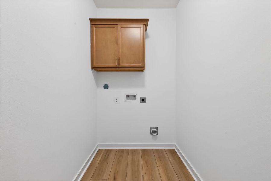 Spacious, unfurnished interior of a new home in Mostyn Springs, Magnolia (Image 20).