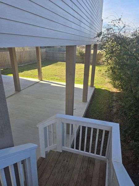 Exterior details and patio area of a home in , San Leon (Image 22).