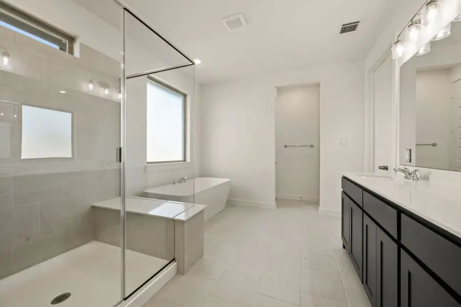 Furnished interior view inside a new home in Gatlin Ranch, Springtown (Image 10).