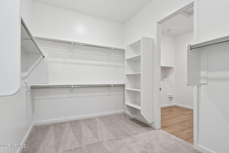 30-web-or-mls-E Utah Ave-S0909-030