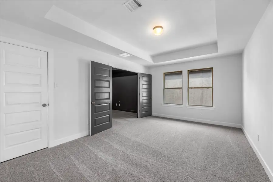 Representative image. Features, specifications, selections and colors may vary.