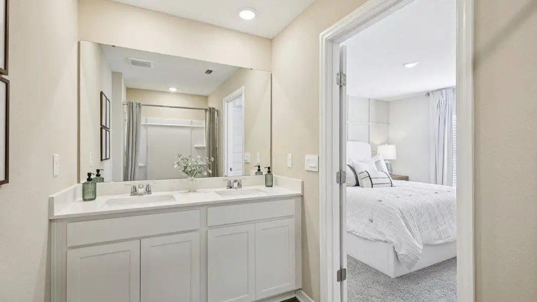 Furnished interior view inside a new home in Leoma's Landing, Lake Wales (Image 34). Furnished interior view inside a new home in Leoma's Landing, Lake Wales (Image 34).