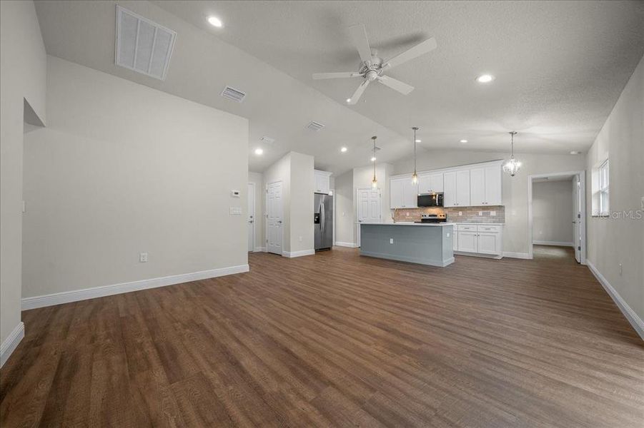 Spacious, unfurnished interior of a new home in , Ocklawaha (Image 42). Spacious, unfurnished interior of a new home in , Ocklawaha (Image 42).
