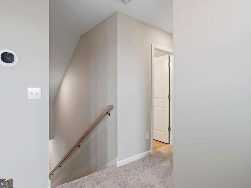 Spacious, unfurnished interior of a new home in Ivy Glen, Perry (Image 10).