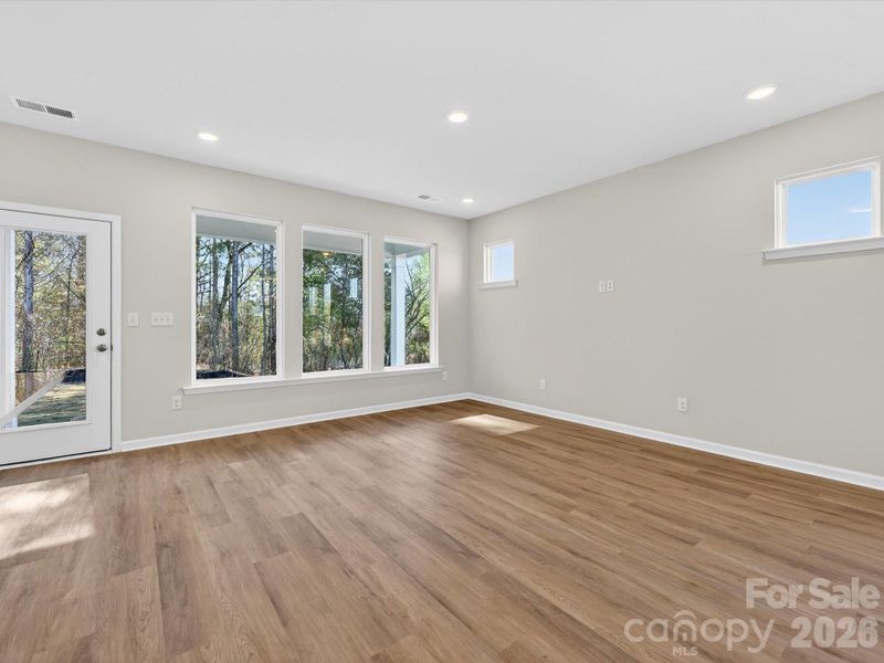 Spacious, unfurnished interior of a new home in Westview Towns, Waxhaw (Image 17).