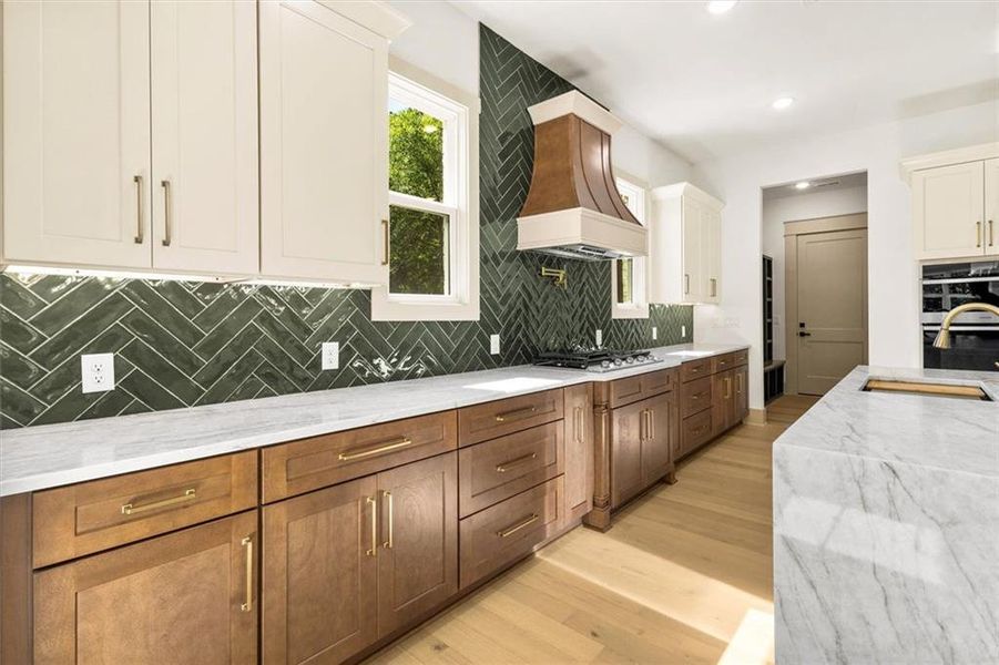 Furnished interior view inside a new home in , Hull (Image 22).