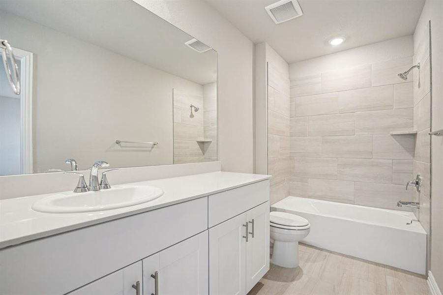 Photo is not of the actual home, but is an inspirational photo of builder’s model home and may depict options, furnishings, and/or decorator features that are not included.