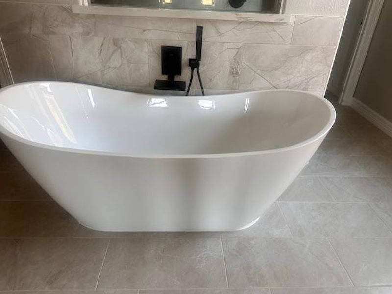 Image 4 of a home in . Image 4 of a home in .